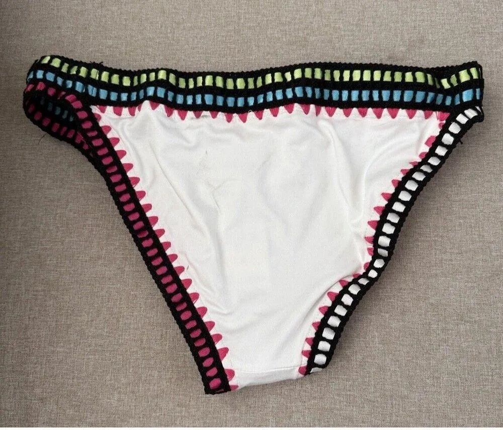 BAR III Women's Bikini Bottom White Pink Border Size Small Crochet trim - Image 2