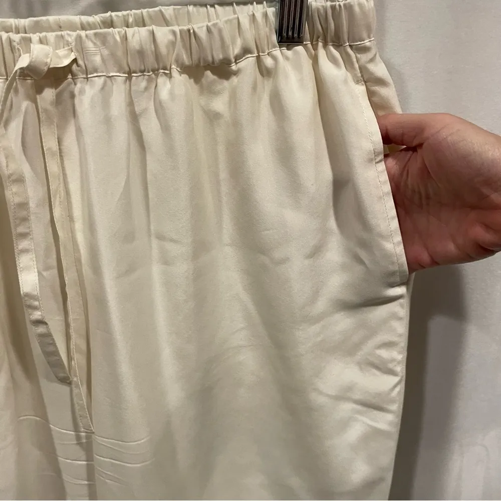 Soft Surroundings creamy silk pull on pants pockets breezy beachy coastal - Image 5