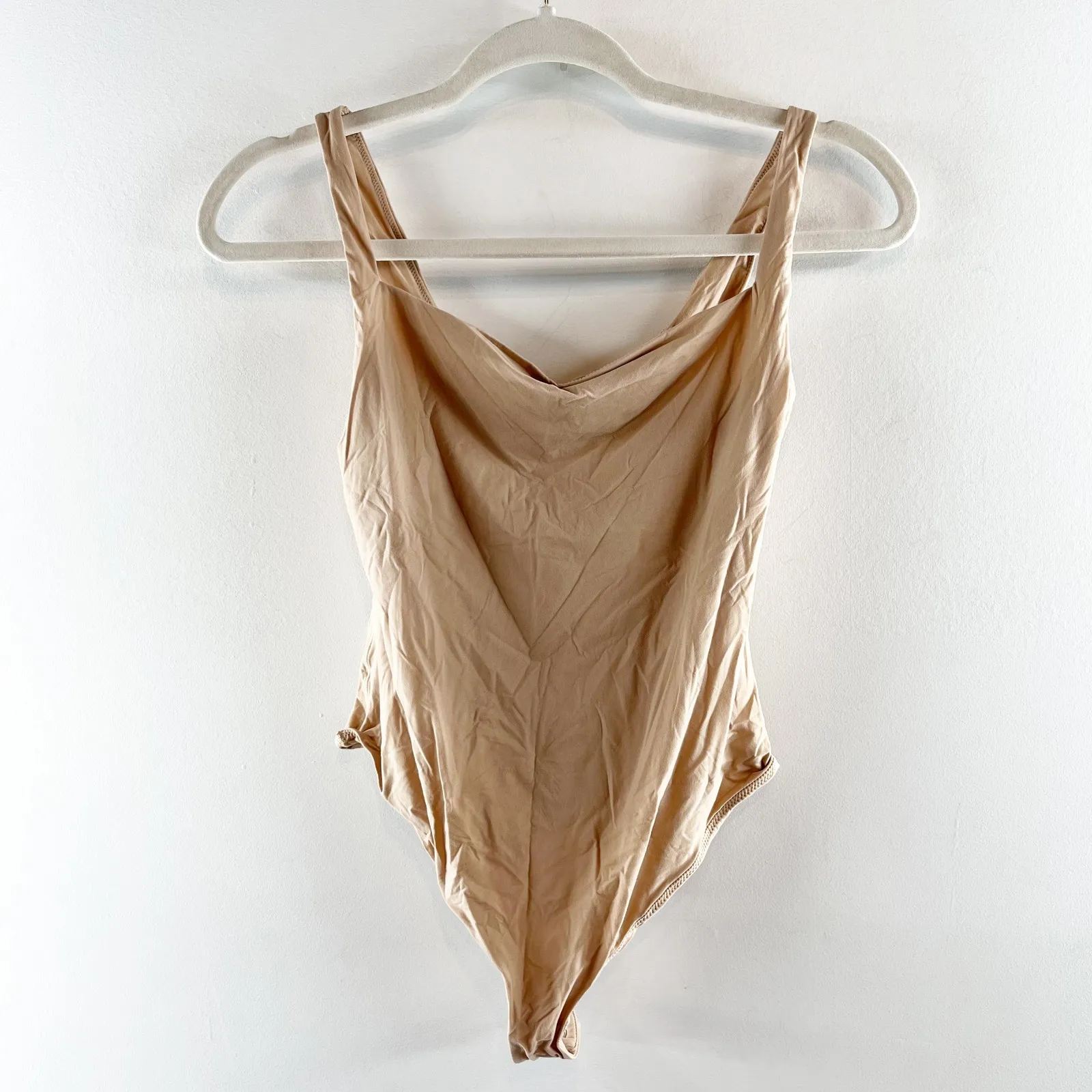 Skims Fits Everybody Square Neck Low Scoop Back Thong Bodysuit Clay Large - Image 4