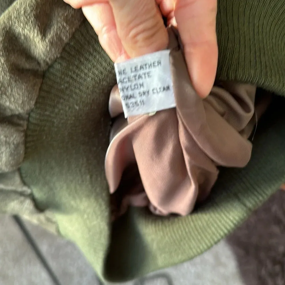 Vintage Green Suede Kenar boat neck style knit sleeve & edge details size M top - Image 7