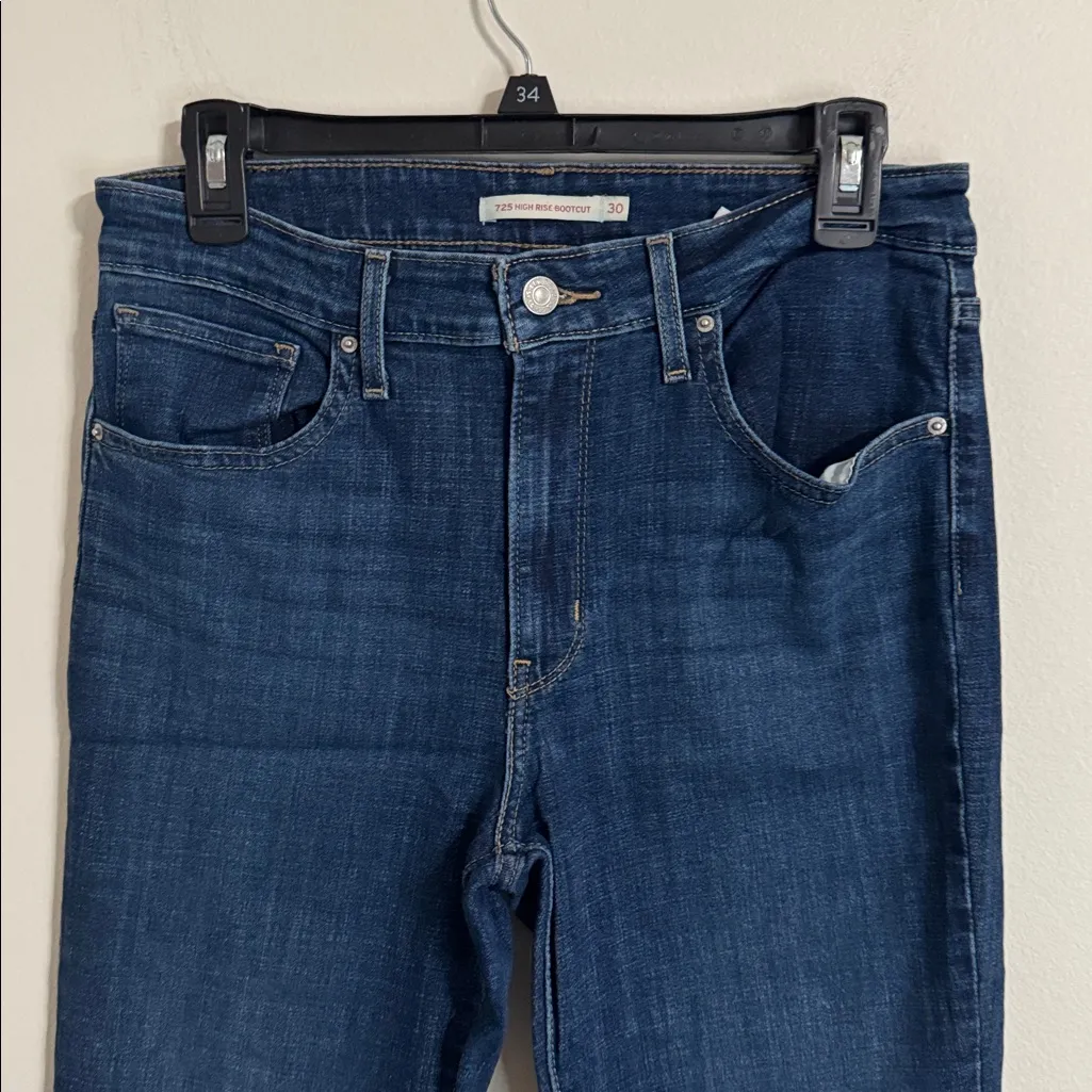 Levi's 725 High Rise Boot Cut Classic Blue Jeans size W30 x L34 long inseam - Image 3
