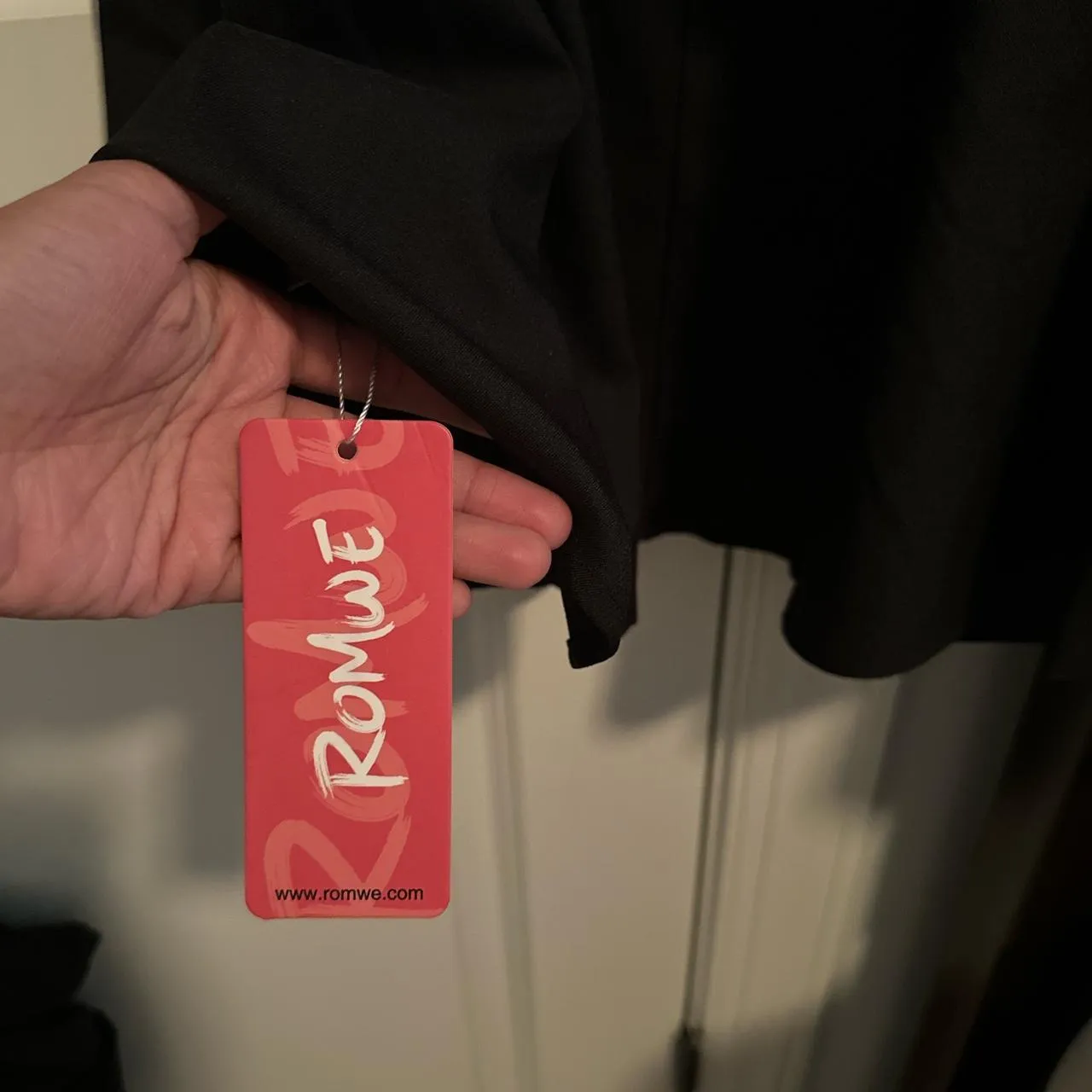 Romwe Black Ruffle Hem Cap Sleeve Dress - Image 3