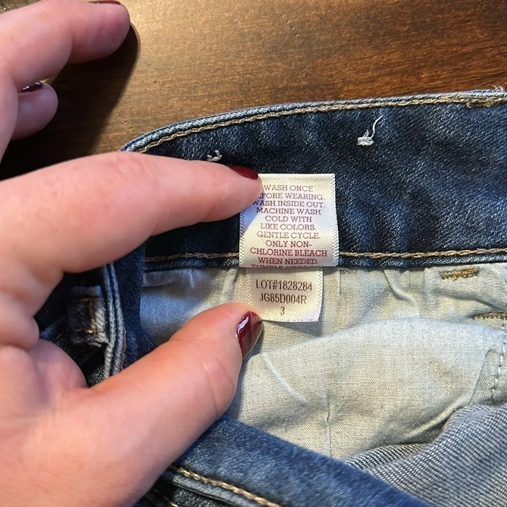 SO Medium Wash Denim Jean Shorts Size 3 - Image 8