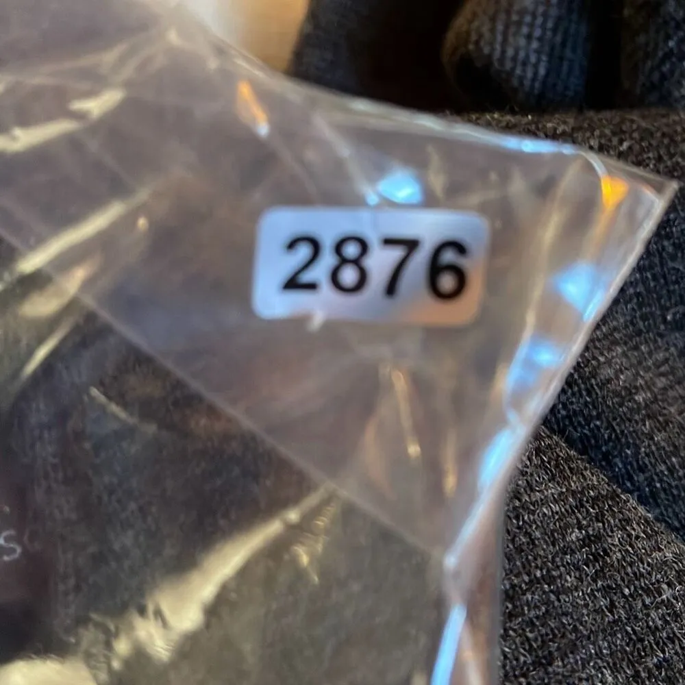 Fenn Wright Manson size Medium sweater cardigan. - Image 7