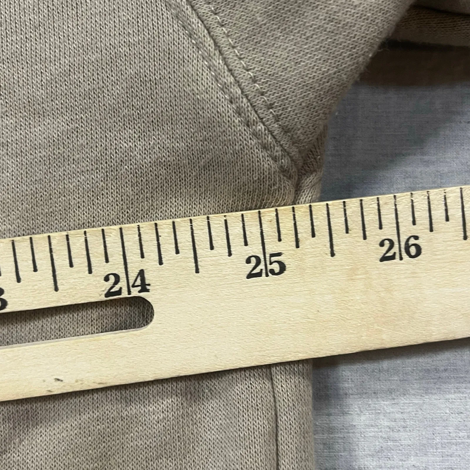 Goodie Two Sleeves Women Large Aspen Colorado Cropped Sweatshirt Beige Crewneck - Image 6