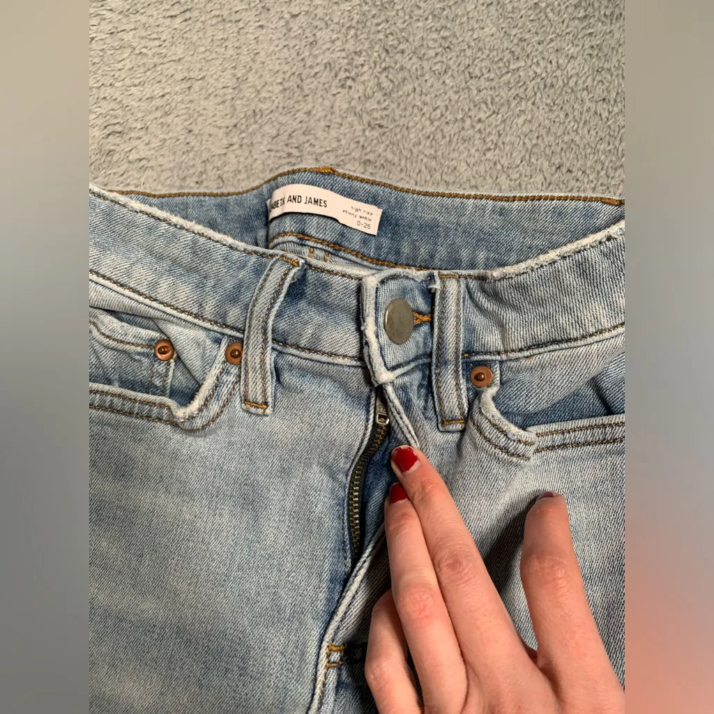 Elizabeth and James Distressed Light Blue high rise skinny ankle Jeans 0-25 - Image 5