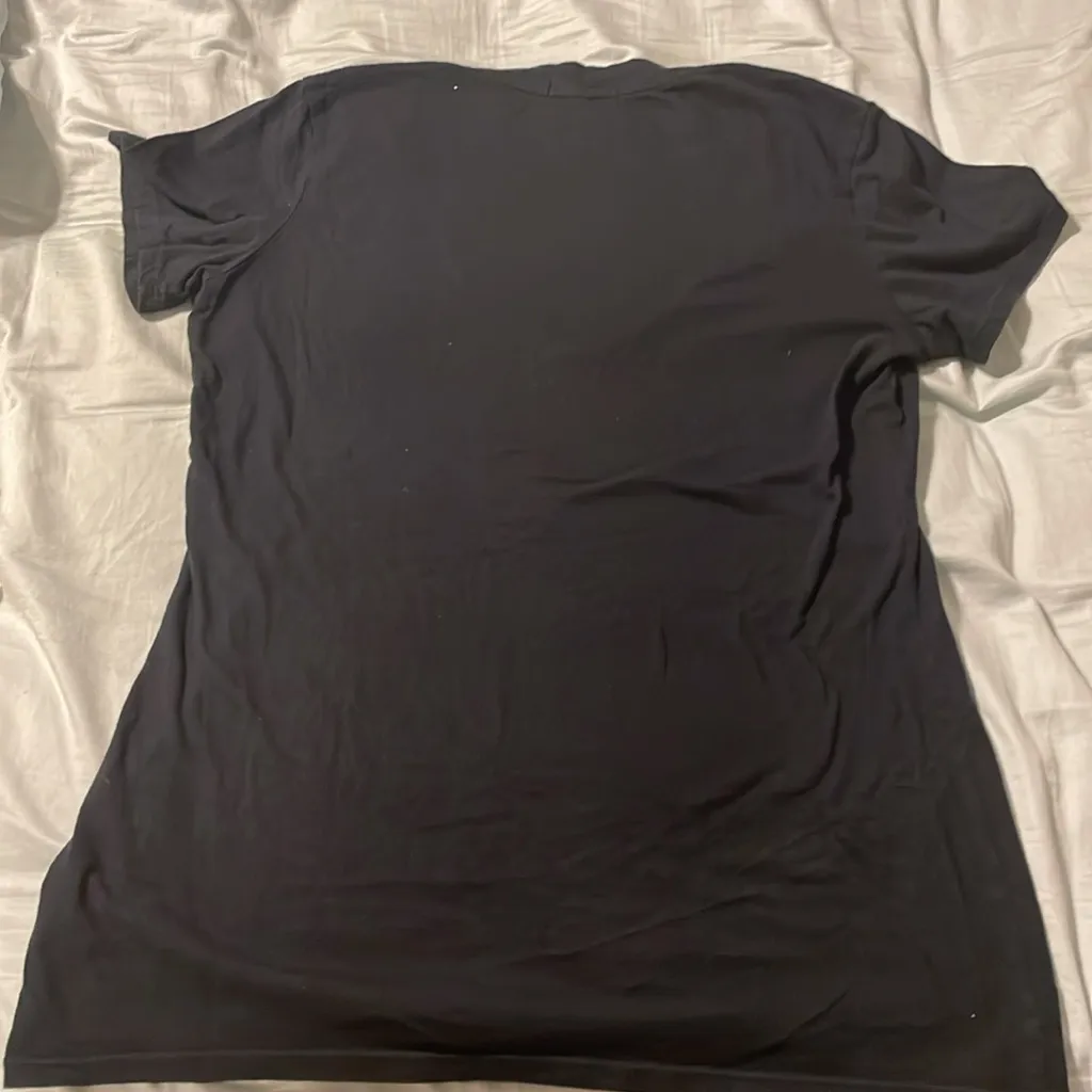 EUC James Perse soft black v-neck t-shirt - Image 3