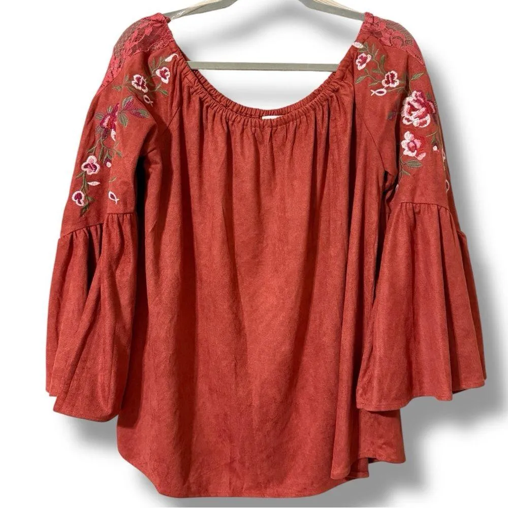 Umgee medium off the shoulder boho bell sleeve top lace & embroidered floral top - Image 11