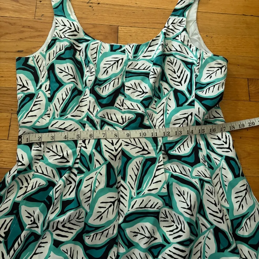 Anne Klein Leaf Print A-Line Dress Size 14 - Image 3