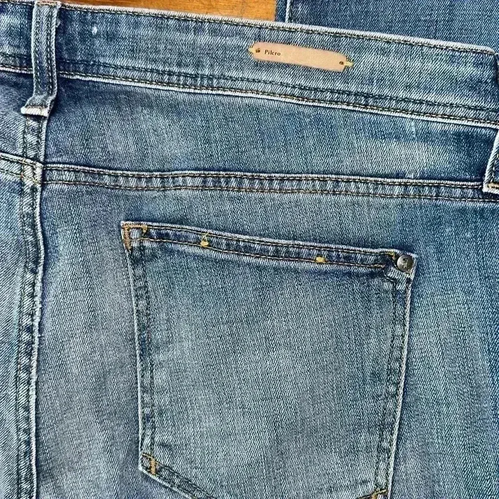 Pilcro and letterpress hyphen women's frayed hem jeans size 32 - Image 11