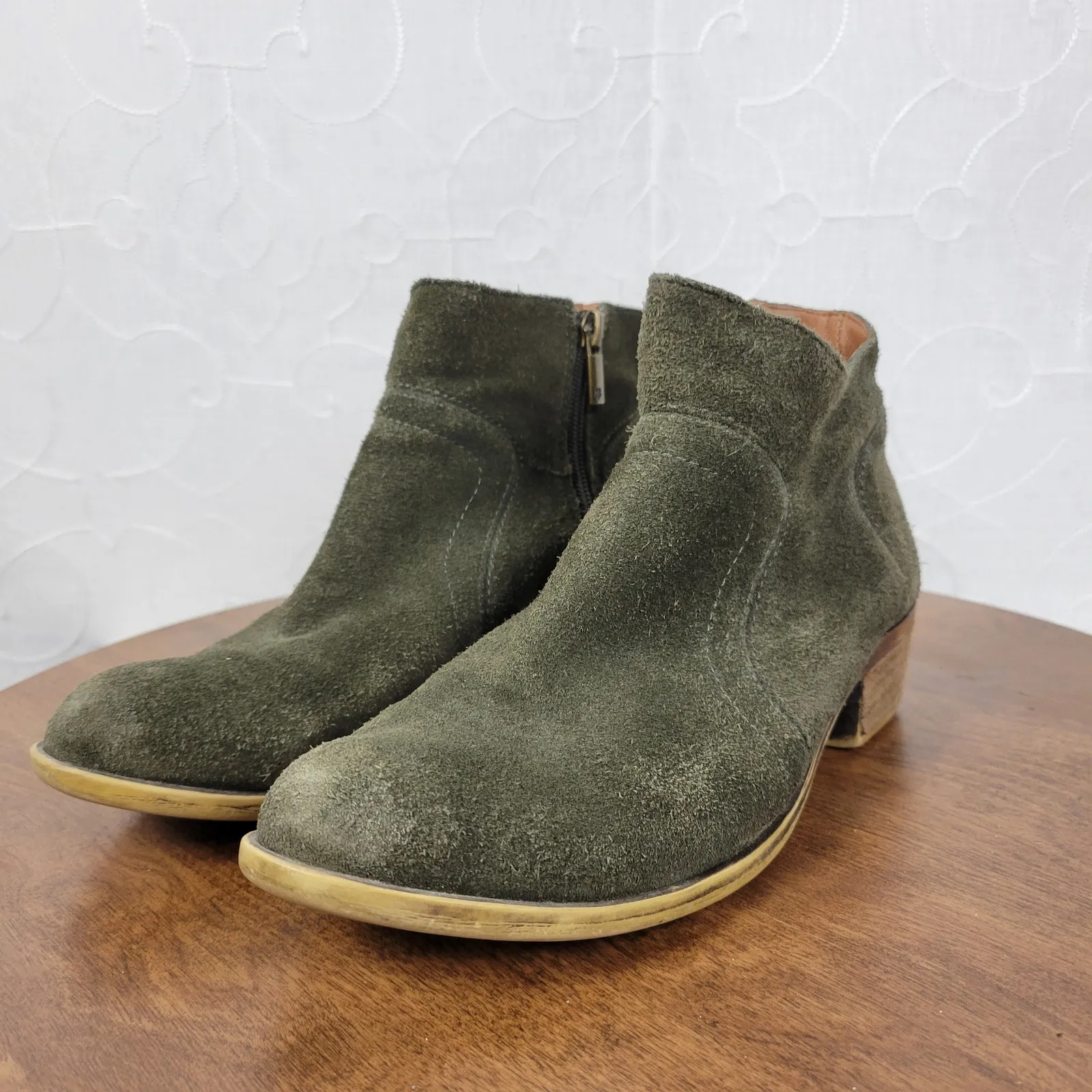 Lucky Brand Womens Brolley Bootie 7.5‎ Gray Suede Leather Zip Up Ankle Western - Image 2
