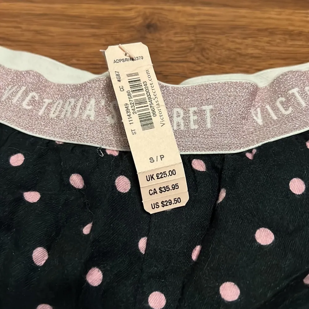 Nwt Victoria’s Secret pj short - Image 2