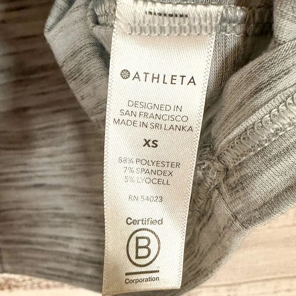 Athleta Essence Light Blue and Gray Flow Top, EUC, Size XS, MSRP $84 - Image 10