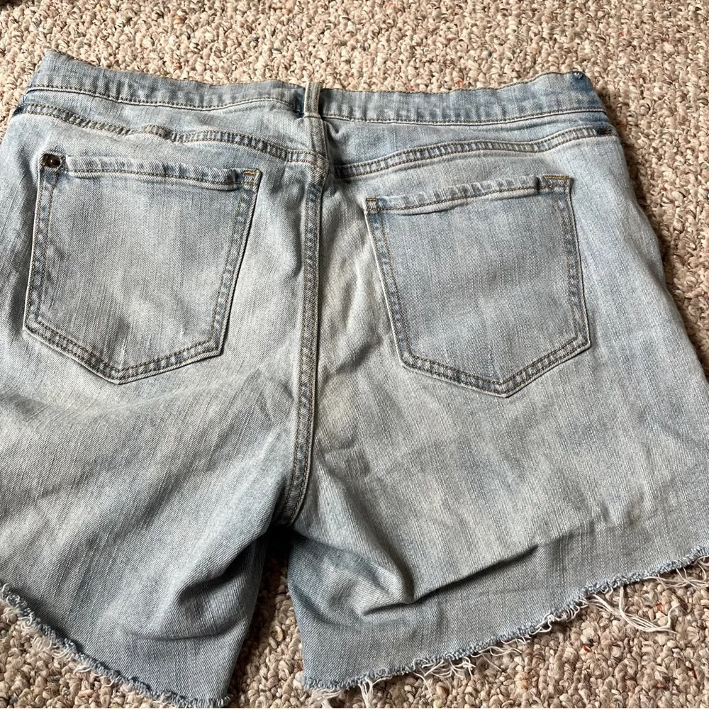 Old Navy Boyfriend Straight Denim Jean Cutoff Shorts Women’s 14 Tall High Rise - Image 7