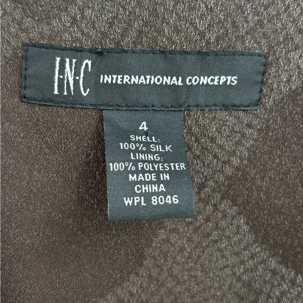 Inc 100% Silk Brown Flare Sleeves Flowy Geometric Print Top V Neck Blouse sz 4 - Image 2