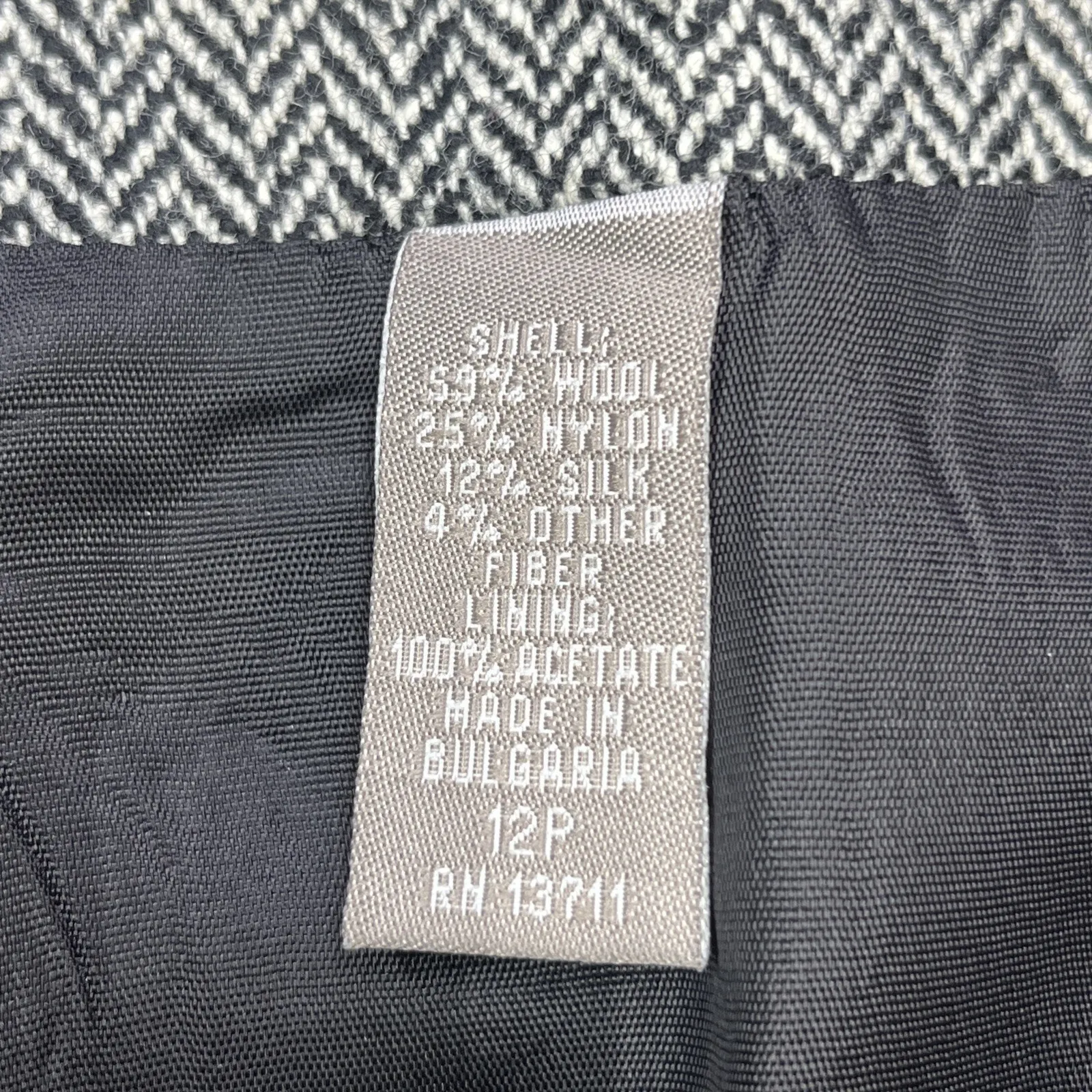 Valerie Stevens Herringbone Wool Blend Skirt Size 12P Modest Career Classic - Image 4