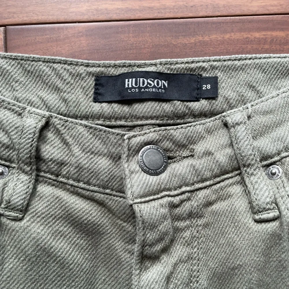 Hudson Holly High Rise Wide Leg Crop‎ Jean Size 28 - Image 5