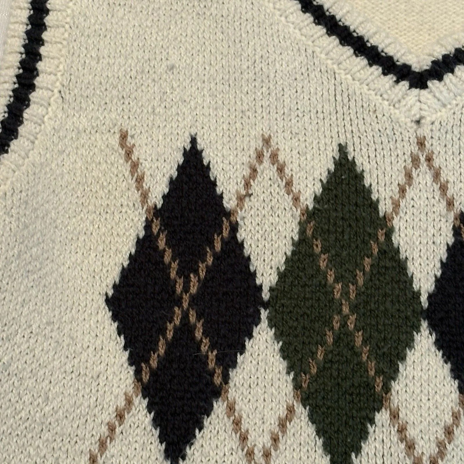 Hollister Women’s Cropped Sweater Vest Size Small Cream - Image 7