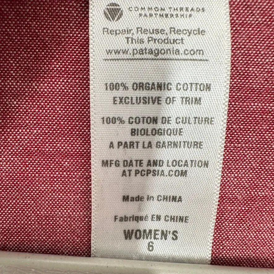 Patagonia Organic Cotton Red Pink Chambray Button Up Shirt Women's 6 Long Sleeve - Image 6
