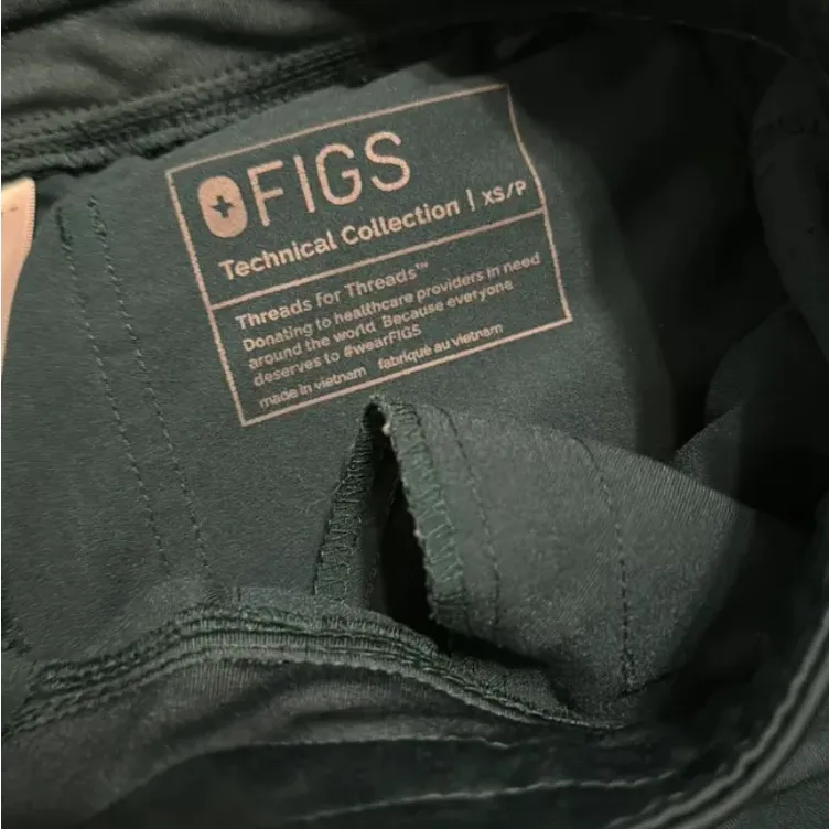 Figs Scrub Set - Image 5
