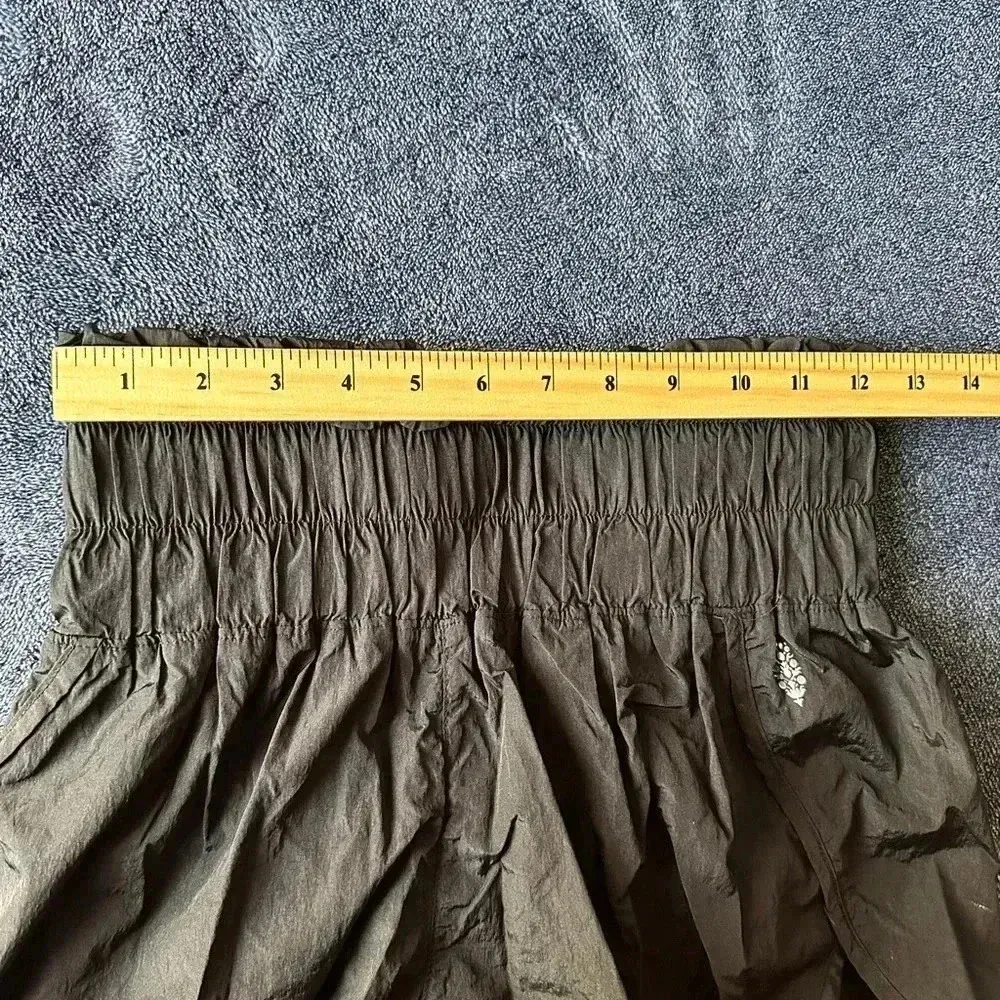 FP movement The Way Home shorts size Small Black - Image 2