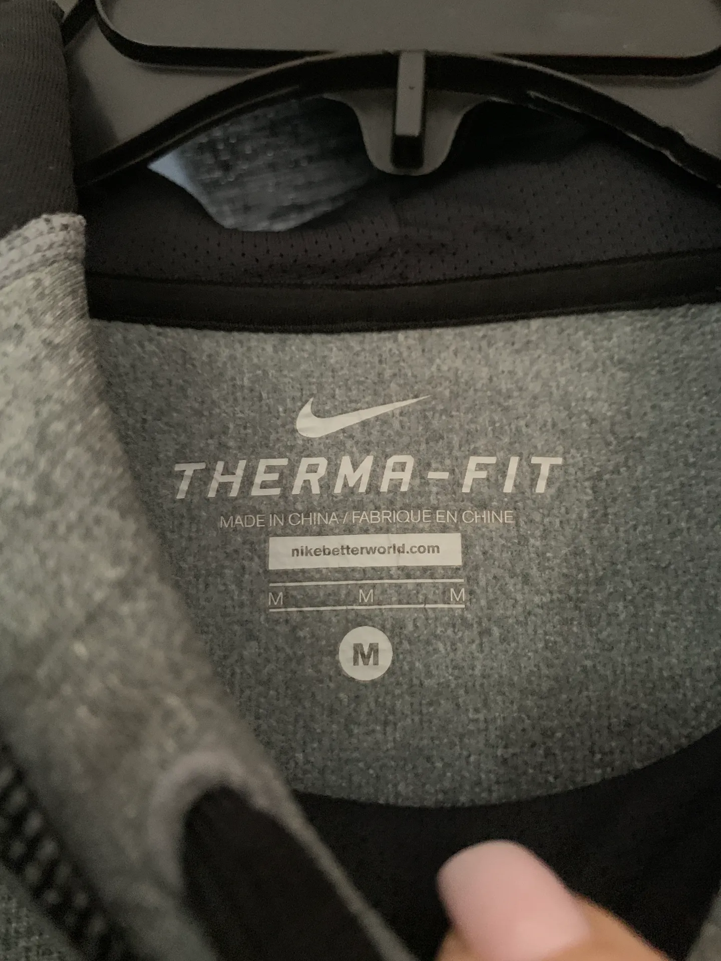Nike Therma-Fit Sweatshirt - Image 4