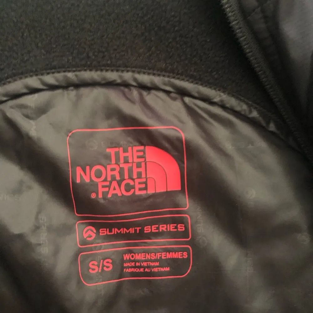 The North Face  woman’s jacket. Size small - Image 2