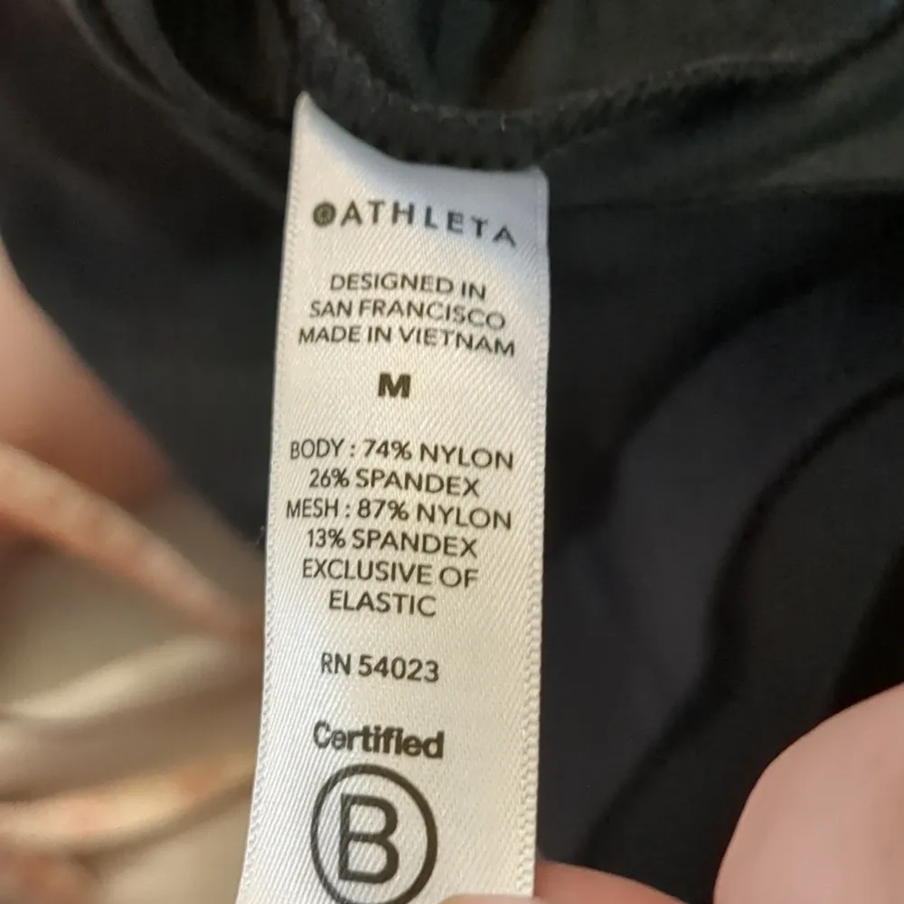 Athleta Venice pintuck pull on pants size medium - Image 7