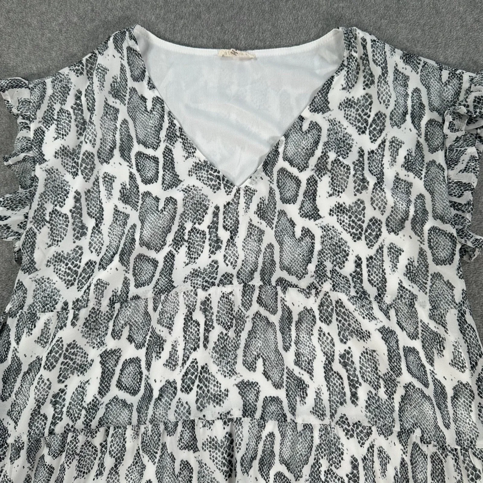 Jodifl V-Neck Babydoll Mini Dress Animal Snake Print Size Small Ruffle Sleeve - Image 4