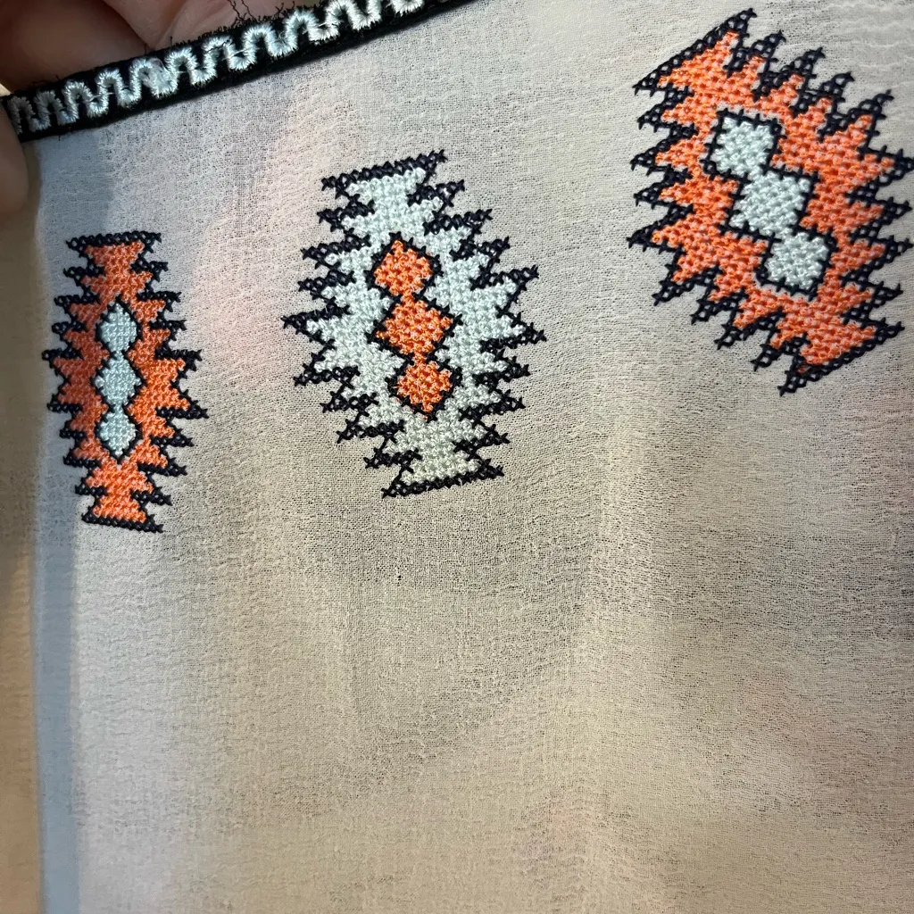 MAISON SCOTCH by Scotch & Soda White embroidered top sz s - Image 5