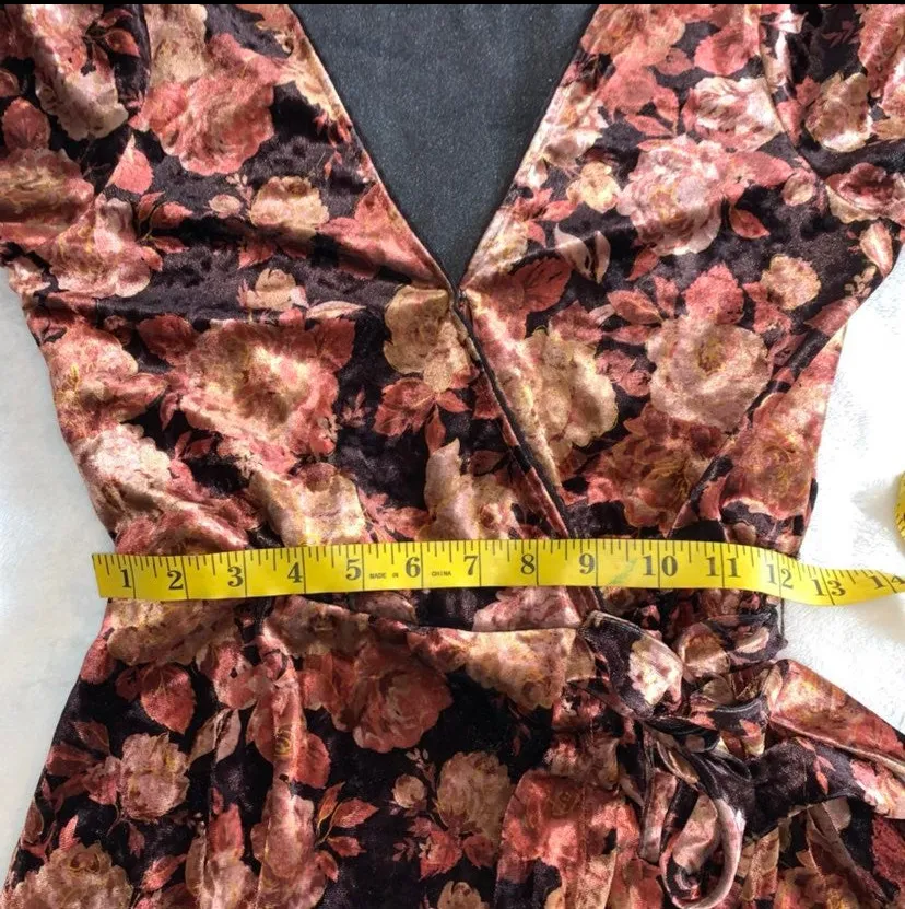 Coco + Jaimeson Surplice V-Neck 3/4 Sleeve Floral Velvet Faux-Wrap Minidress S - Image 9