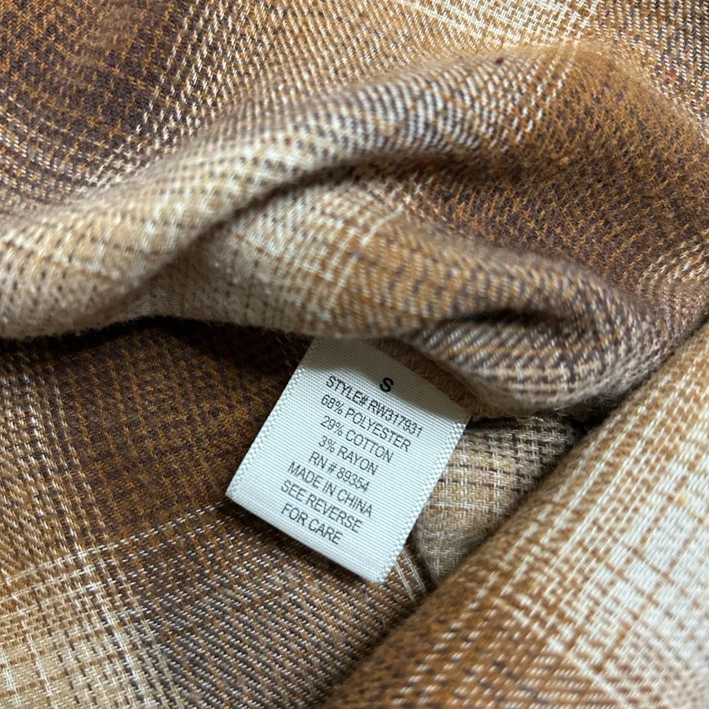 No Comment NY-LA Juniors Small Plaid Flannel Cropped Button Up Shirt Fringe Hem - Image 7