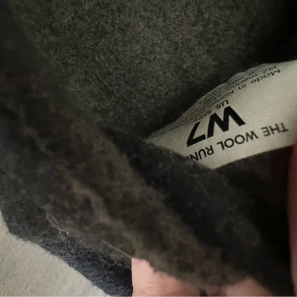 Allbirds Wool Runners womens 7 Gray Black Running Shoes Workout Sneakers - Image 5