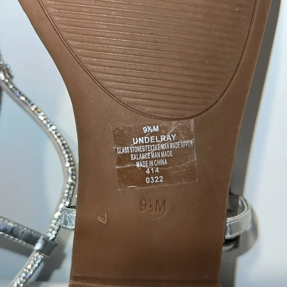 New Unisa Silver Sparkle Flat Sandals Undelray - Image 7