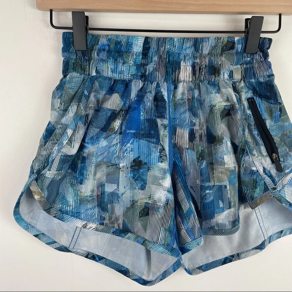 Lululemon Tracker Short Sz 4 Blue Sun Dazed Print Athletic 4” Inseam - Image 12