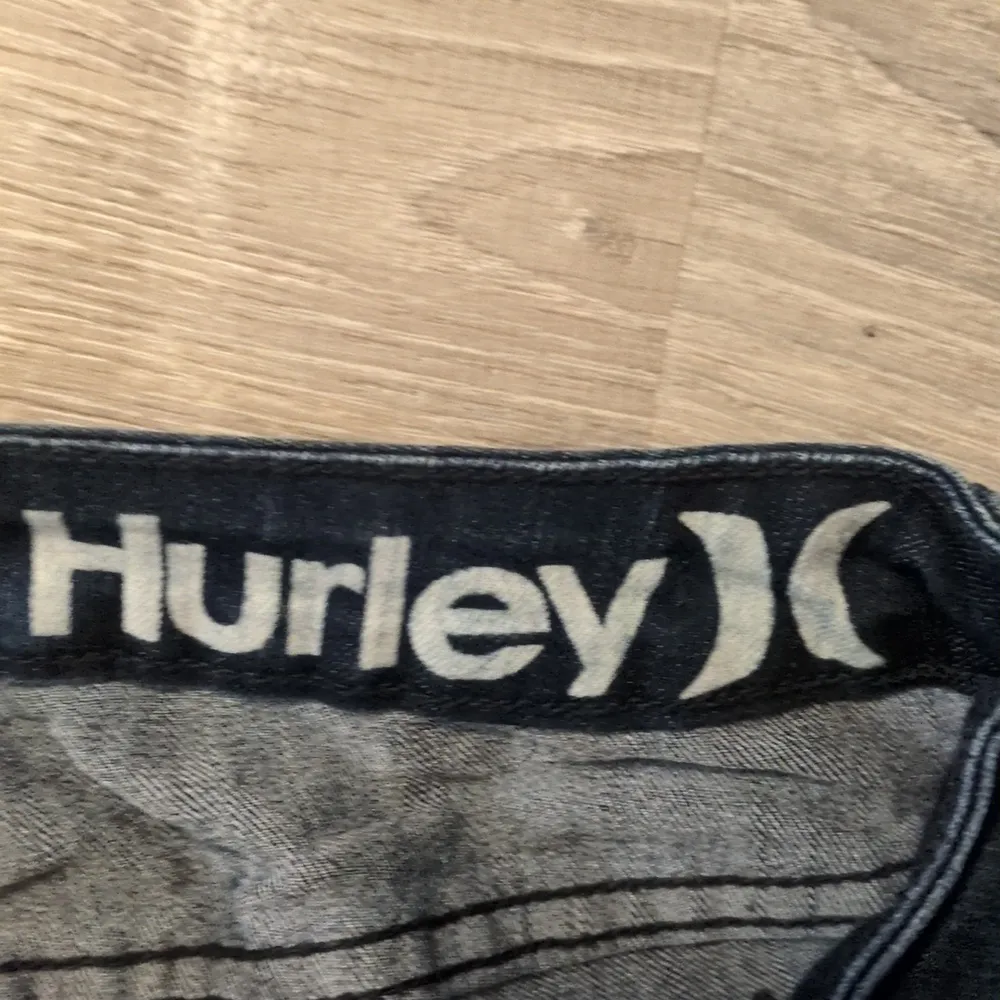 Hurley 90 legging jeans zipped ankles size 3 - Image 2