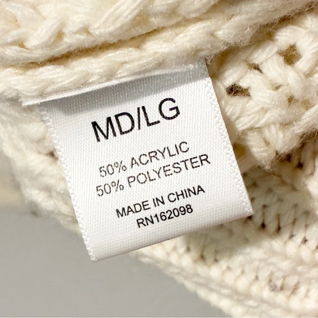 Taylor Swift Cream Chunky Knit RED Cardigan Star Patches VNeck Sweater Med/Large - Image 4