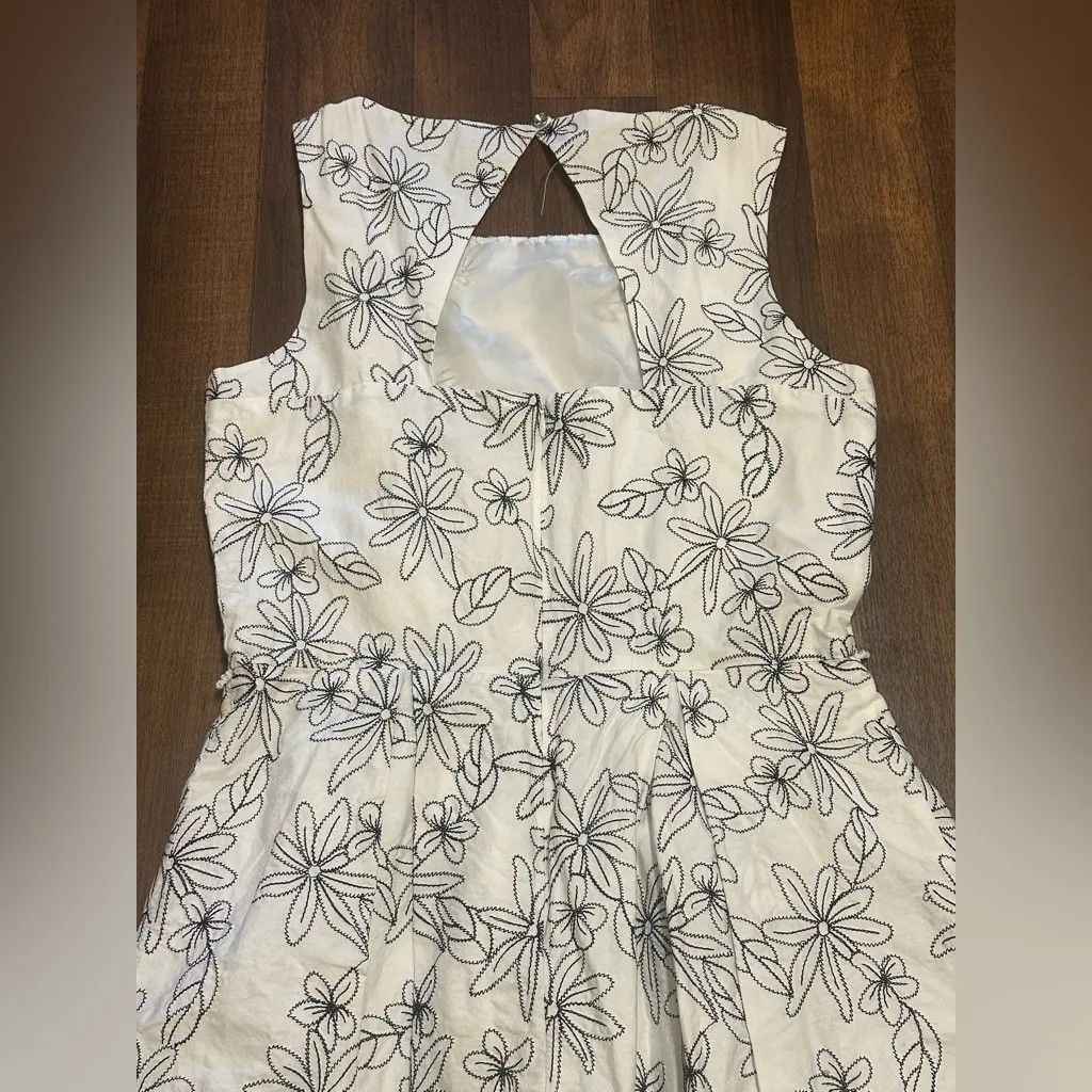 Danny & Nicole Black and White Fit and Flare Midi Dress - Image 4