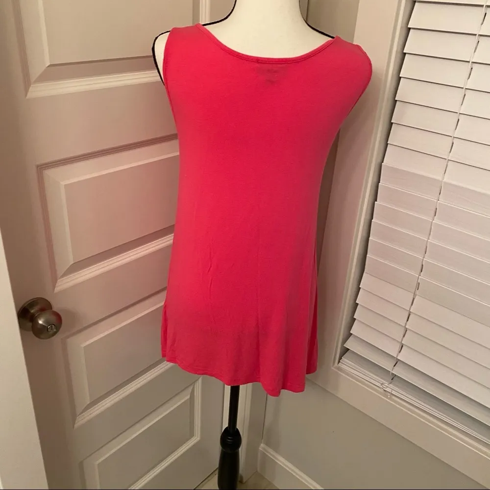 Hanna g|| Pink sleeveless long tunic top with design on shoulder and bottom Size M - Image 5