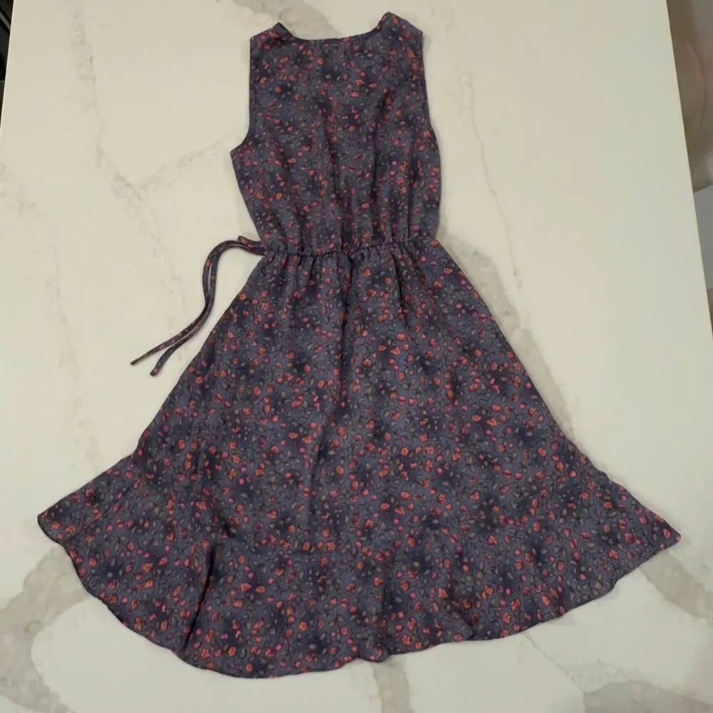 Soprano Dusty Gray Floral Wrap Dress Womens XS Sleeveless TieFront Ruffle Bottom - Image 7