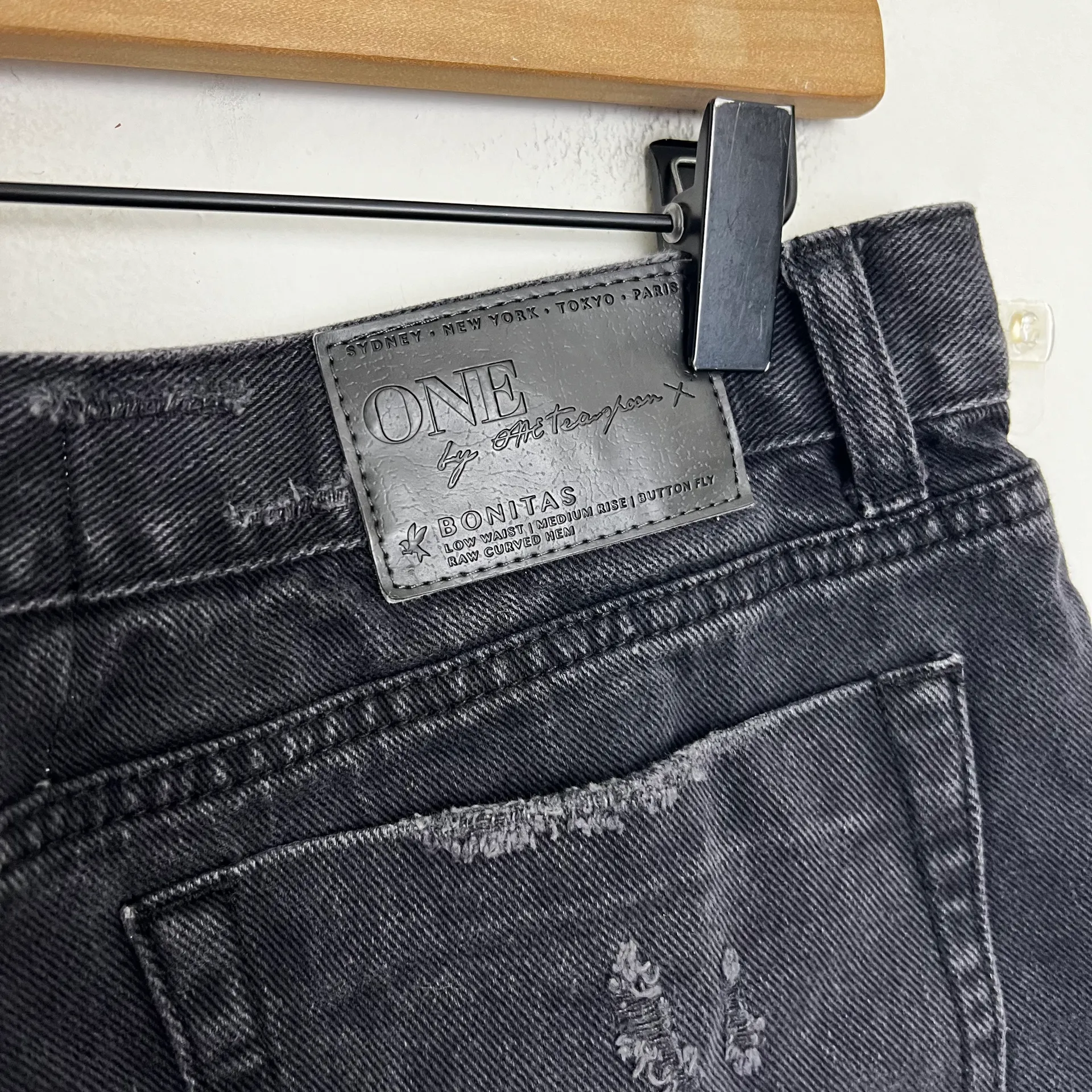 - Bonitas Denim Shorts Black Oak Raw Hem Distressed Festival Summer - Image 7