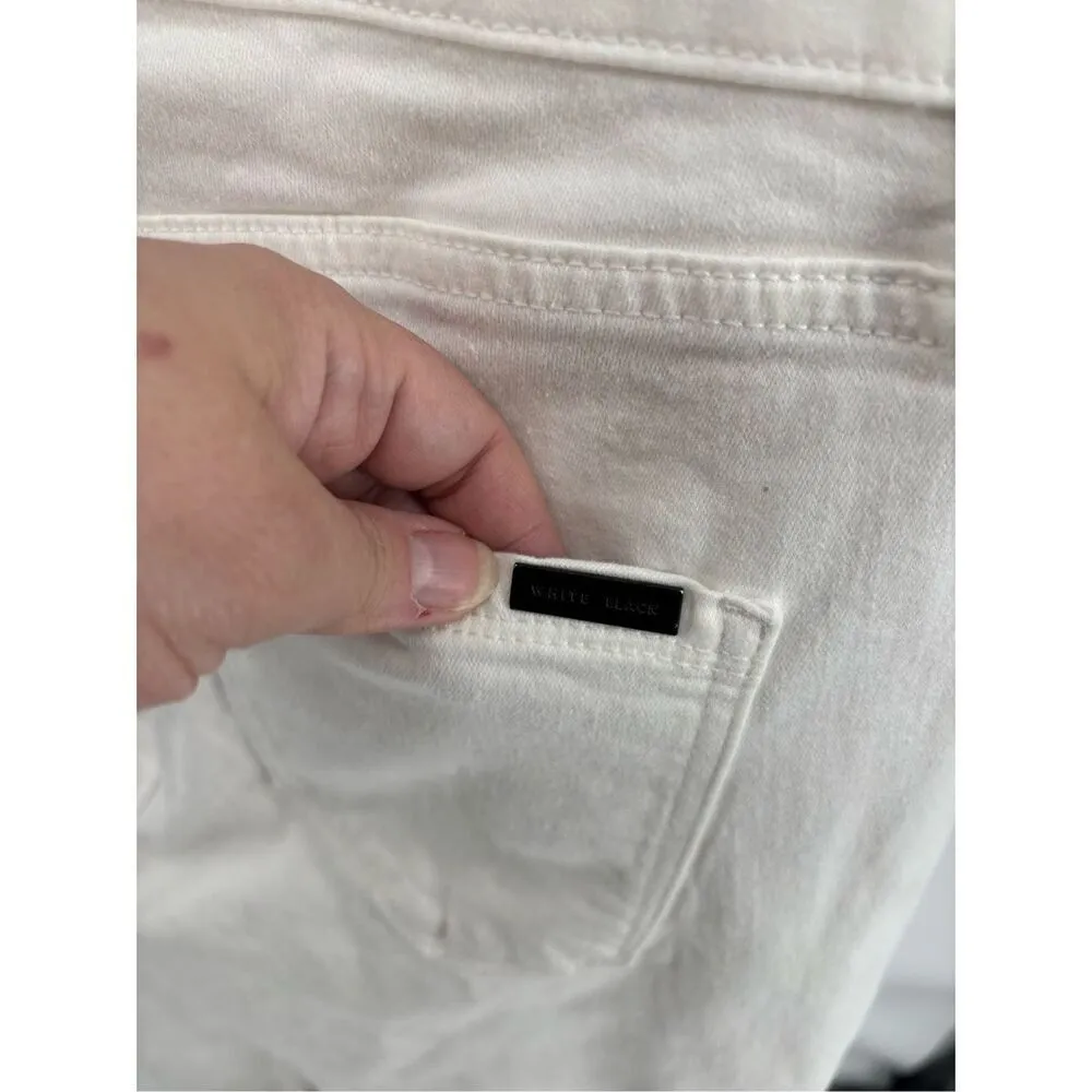 White House Black Market white the slim crop jeans with black detail size 4 - Image 7