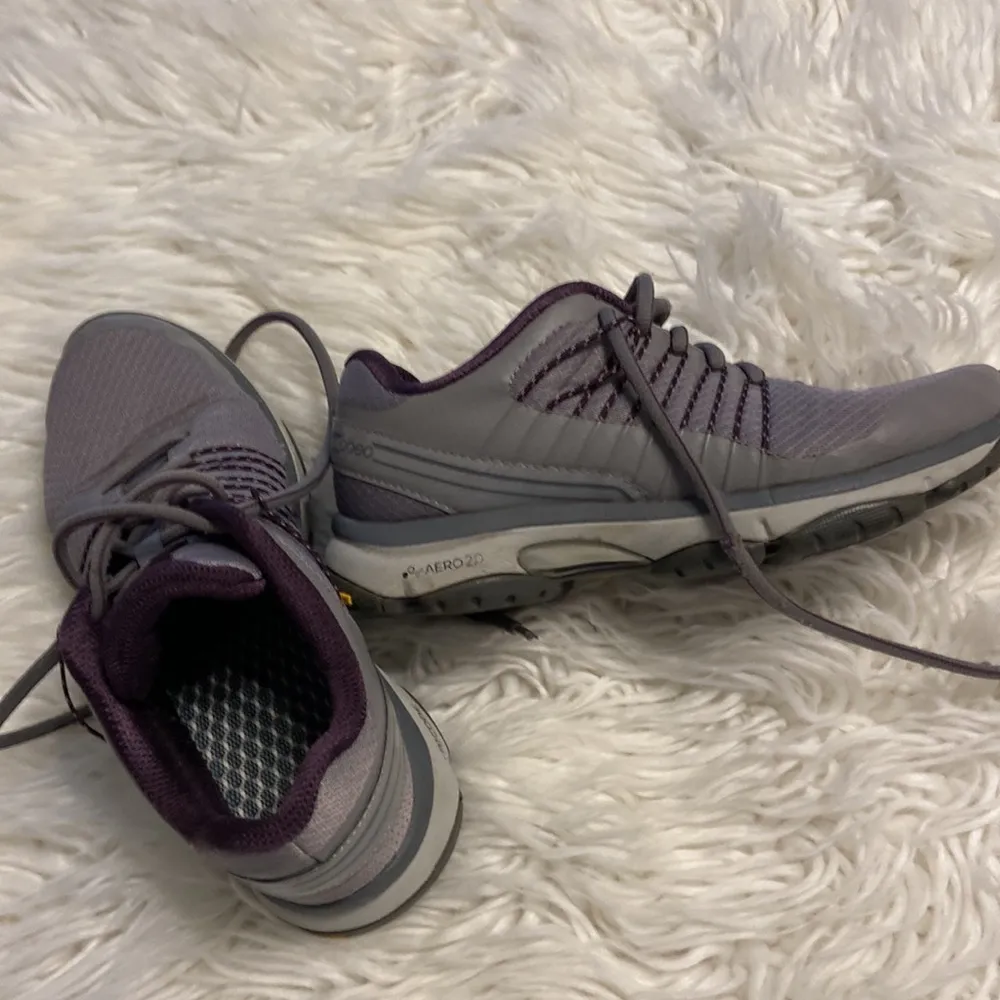 ABEO PRO Women’s Sneakers size 7M good condition color purple and gray - Image 5