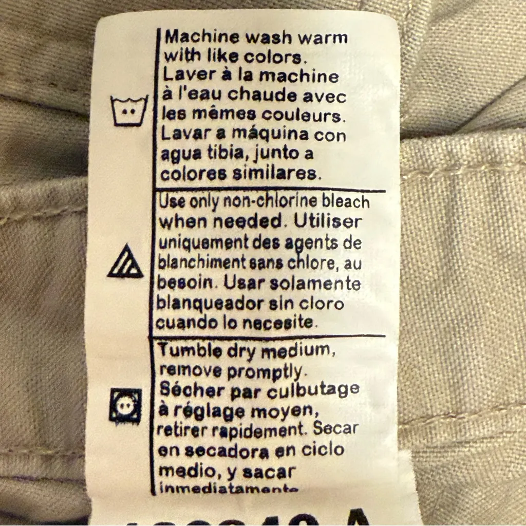 Carhartt‎ Women’s Vintage WB164 Six Pocket Cargo Shorts Tan Size 8 - Image 7