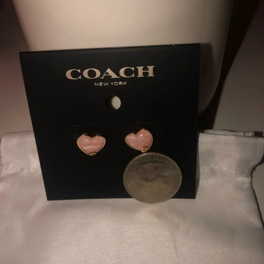Coach Heart Logo Stud Earrings Pink Gold Tone NWT - Image 5