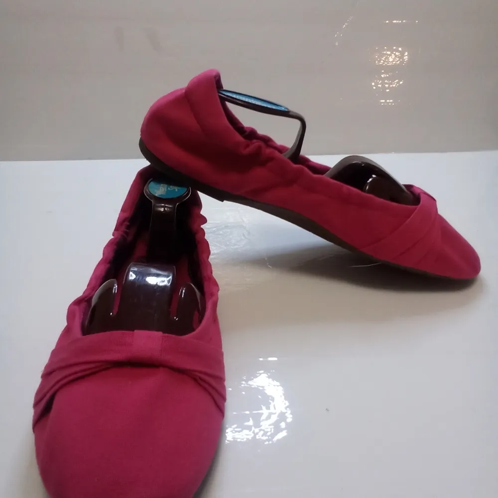 Keen magenta flat shoes - Image 5