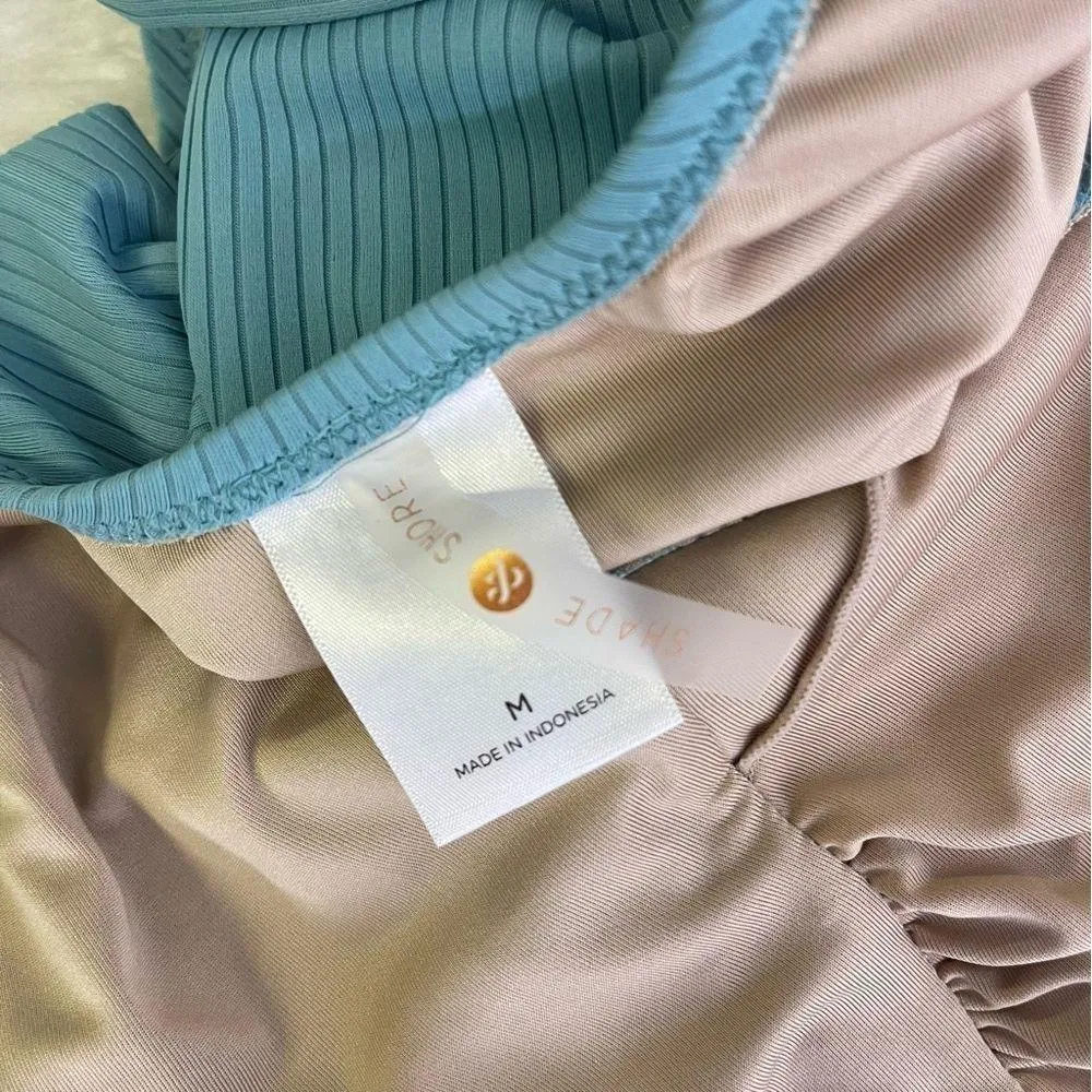 Shade & Shore One Piece Swim Suit Size Medium - Image 6