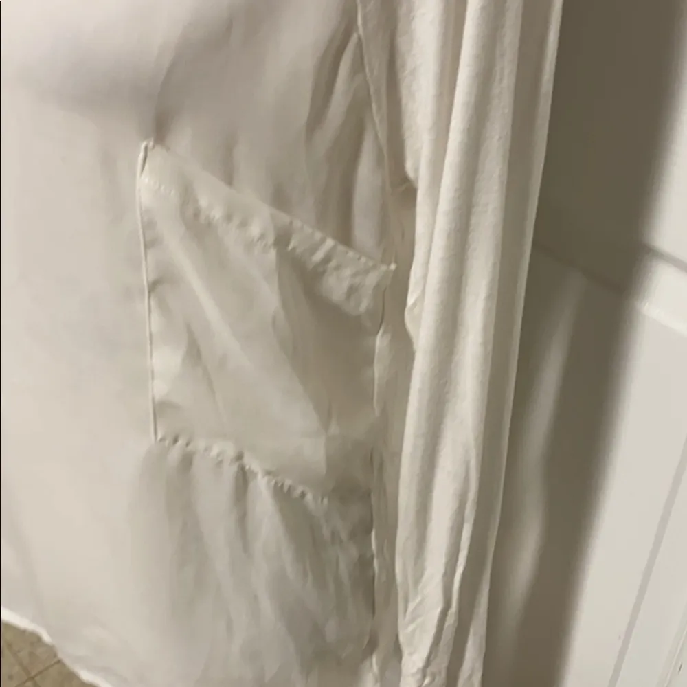 Dolan Anthropology T-Shirt Size Small: - Image 2