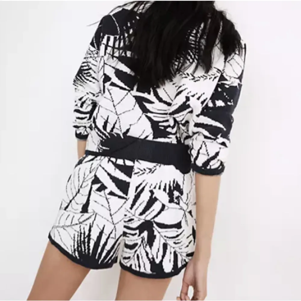 Madewell Pull-On Sweater Shorts​​​​​​​​​​ - Image 4