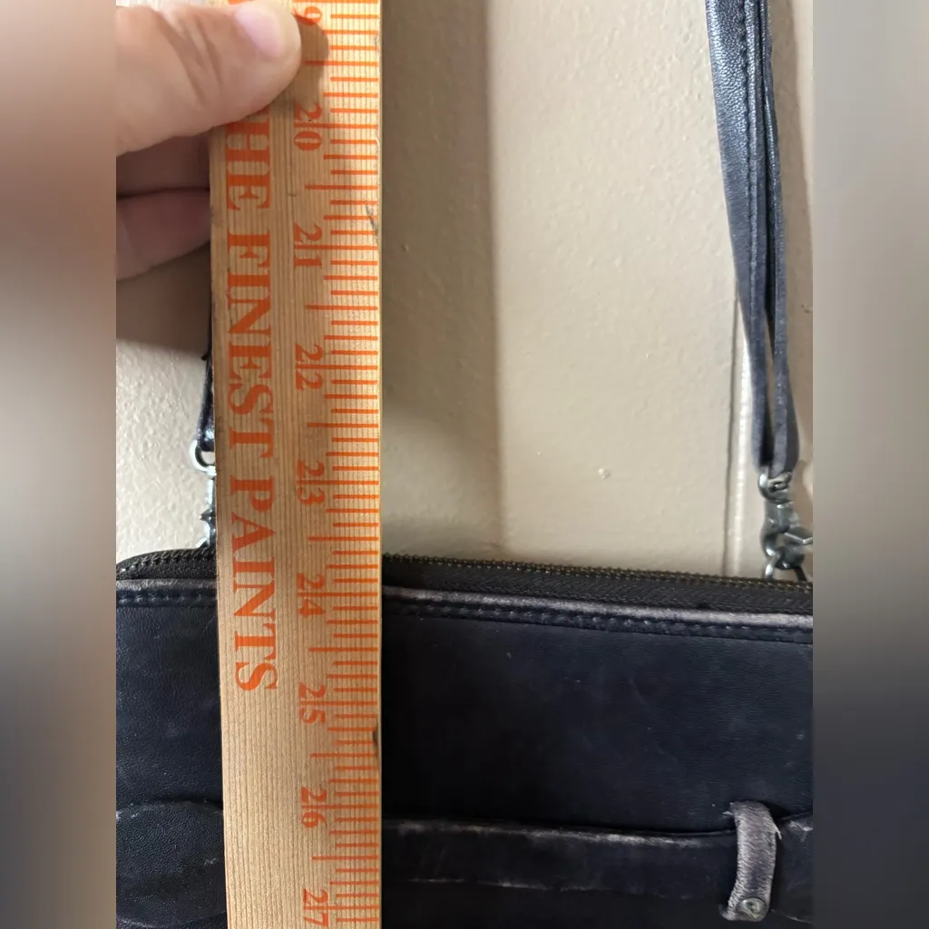 We The Free Salmon GENUINE LEATHER X-BODY ORGANIZER SHOULDER Bag Clutch - Image 3